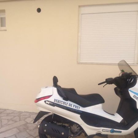 Charmant Studio Climatise A 300M Du Port. Refait A Neuf. Bastia  Bagian luar foto