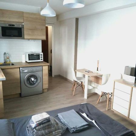 Charmant Studio Climatise A 300M Du Port. Refait A Neuf. Bastia  Bagian luar foto